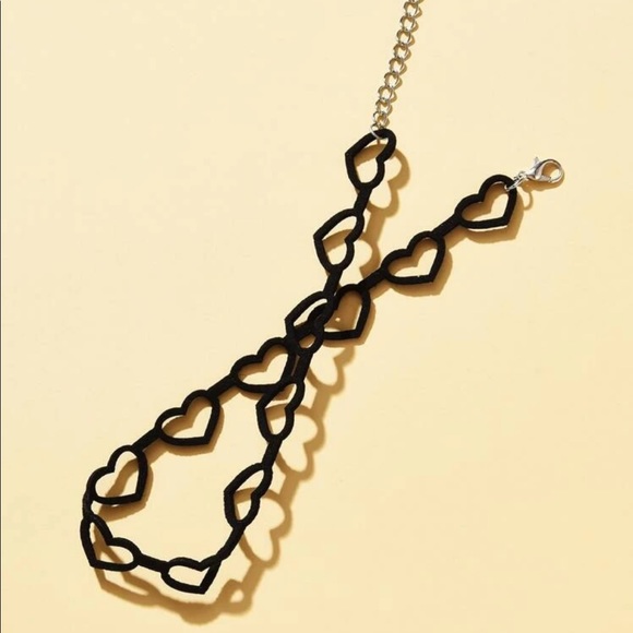 Heart Choker - Picture 3 of 6